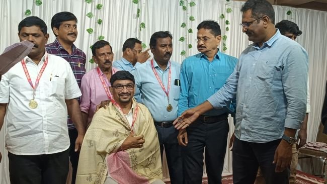 వర్కింగ్ జర్నలిస్టు సభ్యునిగా 'లాభాన'కు అరుదైన గౌరవం.!