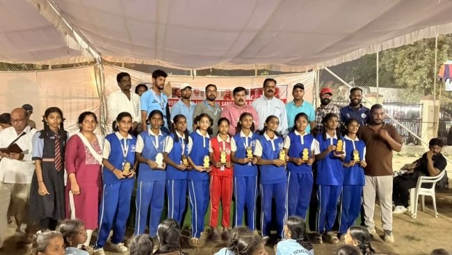 మండల స్థాయి కబడ్డీ పోటీల్లో కృష్ణవేణి పాఠశాల విద్యార్థుల విజయదుందుభి!