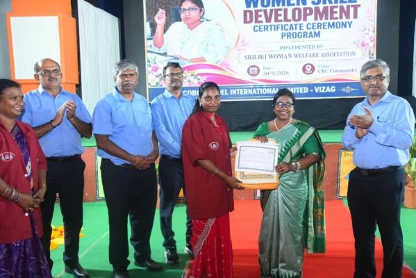 మహిళల ఆర్థిక స్వావలంబనతోనే సమాజాభివృద్ధి : పోర్ట్ డిప్యూటి చైర్ పర్సన్ రోషిని అపరంజి 
