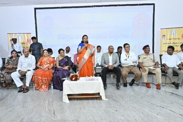 యువత లక్ష్యాన్ని నిర్దేశించుకుని క్రమశిక్షణతో కృషి చేయాలి*