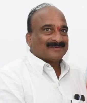 *అర్హులైన పేదలందరికీ పింఛన్లు ఇవ్వాలి*