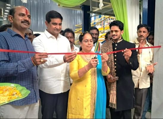 బొటానిక్స్ పరిశ్రమను ప్రారంభించిన ఎం.ఎస్.ఎం.ఇ రాష్ట్రమంత్రి కొండపల్లి శ్రీనివాసరావు