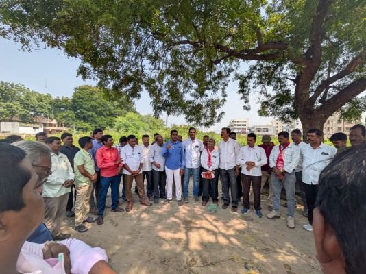 కరీంనగర్ రీజియన్ JAC నాయకులు సిరిసిల్ల డిపో సందర్శన
