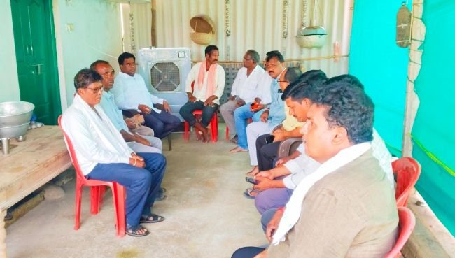 ఖలీల్ బేగ్ కుటుంబాన్ని పరామర్శించిన ఎమ్మెల్సీ దండే విఠల్