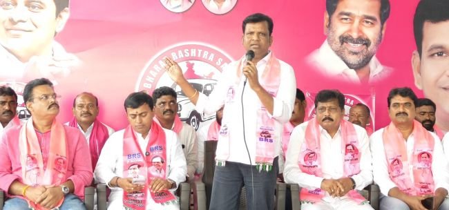సూర్యాపేటకు బుల్లెట్ ట్రైన్ తెస్తే ఎమ్మెల్సీ ఎన్నికల్లో పోటీ చేయం