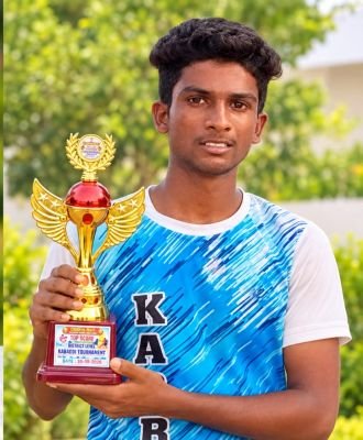 కబడ్డీ లో మెరిసిన ఆదర్శ పాఠశాల విద్యార్థులు
