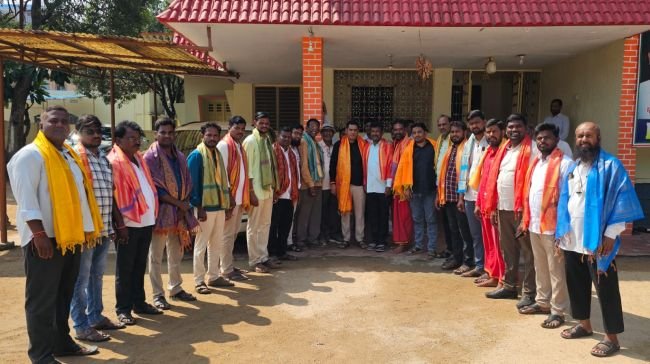 ప్రజా సమస్యల పరిష్కారానికి జర్నలిస్టులు పాటుపడాలి. డిసిసి అధ్యక్షుడు పట్లోళ్ల చంద్రశేఖర్ రెడ్డి