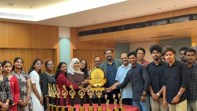 ప్రతిభ చూపిన విద్యార్థులకు అభినందనలు