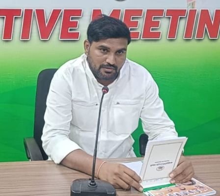 జ్ఞానేష్ కుమార్ వెంటనే రాజీనామా చేయాలి             -యూత్ కాంగ్రెస్ రాష్ట్ర ఉపాధ్యక్షుడు గోళ్ళ పవన్ కుమార్