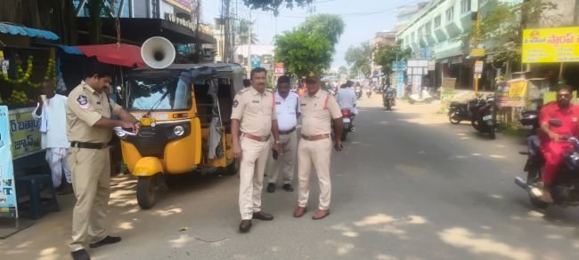 నర్సీపట్నంలో రోజురోజుకు పెరుగుతున్న దొంగతనాలపై ప్రజల అప్రమత్తంగా ఉండాలి.