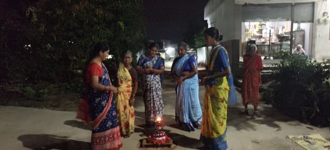 తెలంగాణ సంస్కృతికి ప్రతీక... బొడ్డెమ్మ