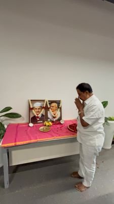 మహాత్ముడికి ఘన నివాళి అర్పించిన ఎమ్మెల్యే అమిలినేని