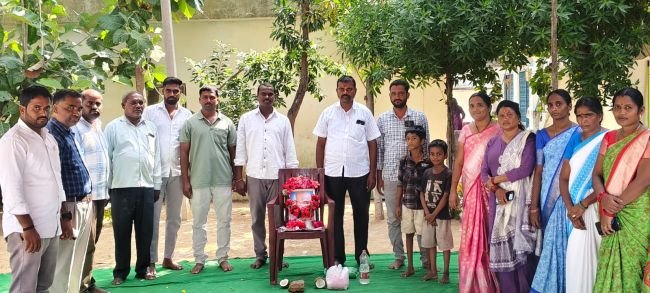 చిక్లీ గ్రామంలో  గాంధీ జయంతి వేడుకలు
