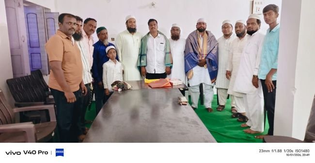 కాంగ్రెస్ కార్యదర్శి, ఉపాధ్యక్షుడికి ఘన సన్మానం