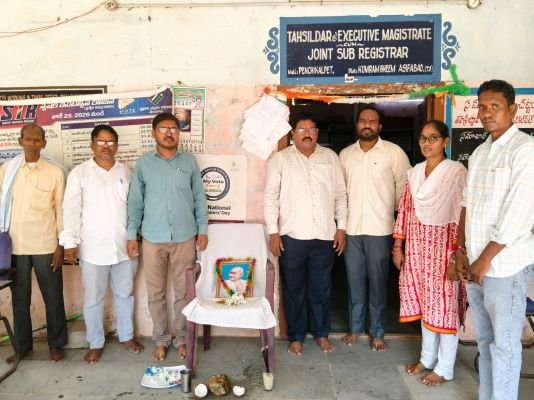 తహసీల్దార్ కార్యాలయంలో ఘనంగా గాంధీ జయంతి వేడుకలు