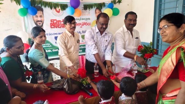 చిన్నారులకు పౌష్టికాహారం.. ‘తొలి ముద్ద’కు శ్రీకారం