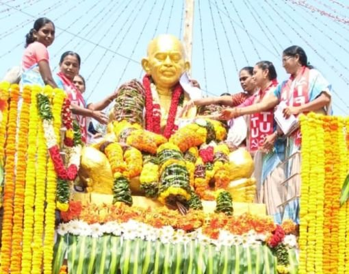 వర్కర్స్ కు కనీస వేతనాలు అమలు చేయాలని వినతి 