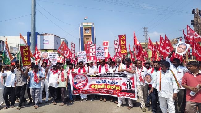 ఎన్నికల ప్రధాన కమిషనర్ రాజీనామా చేయాలి  ఎస్‌ఐఆర్‌ నిలిపివేయాలి.. తొలగించిన ఓట్లను పునరుద్ధరించాలి