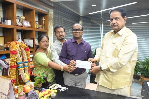 ఎస్వీ ప్రాణదాన ట్రస్ట్‌కు రూ.1.02 కోట్ల విరాళం