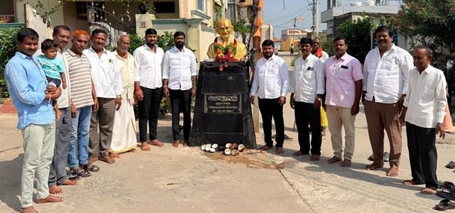 గాంధీజీ ఆశయాలే నేటితరానికి మార్గదర్శకం