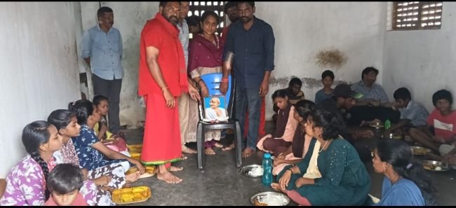 రాజం పట్టణం చెవిటి మూగ పాఠశాలలో గాంధీ జయంతి వేడుకలు 