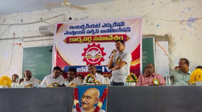 వార్షికోత్సవ ఏర్పాట్లపై సర్వసభ్య సమావేశం