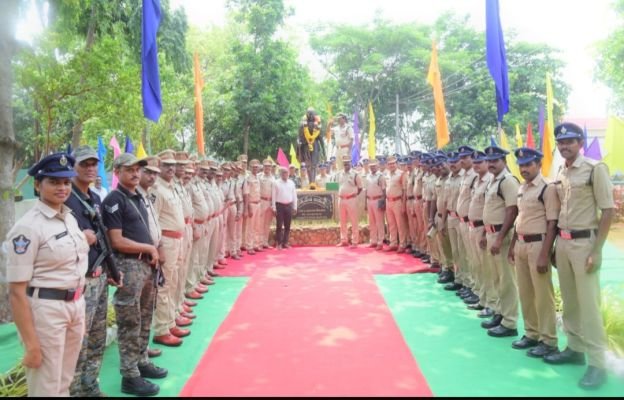 శాంతియుత సమాజ స్థాపనకు అహింసా మార్గమే ఆచరణీయం విజయనగరం జిల్లా ఎస్పీ ఎ.ఆర్.దామోదర్