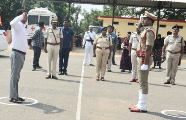 ఖైదీలలో పరివర్తనకు జైళ్లు సంస్కరణ కేంద్రాలుగా మారాలి -- కలెక్టర్ హిమాన్షు శుక్ల
