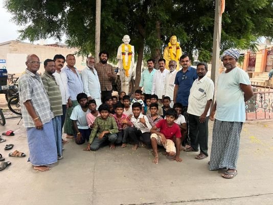 మహనీయుల ఆశయాలు నేటి తరానికి ఆదర్శం