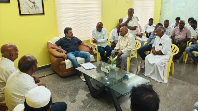బీసీలకు 34% రిజర్వేషన్లపై రాజీ లేదు : ఎమ్మెల్యే ఏలూరి సాంబశివరావు