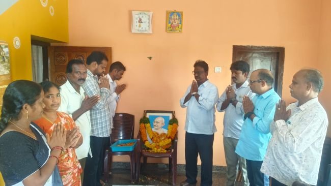 వాడవాడలా గాంధీ జయంతి వేడుకలు