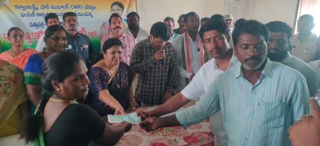పార్టీలకతీతంగా సంక్షేమ పథకాలు అందిస్తున్నాం 