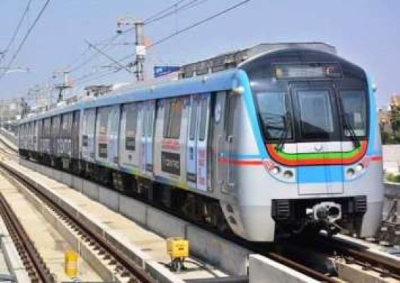 నేడు మెట్రోలో ప్రయాణించనున్న మంత్రులు, అధికారులు
