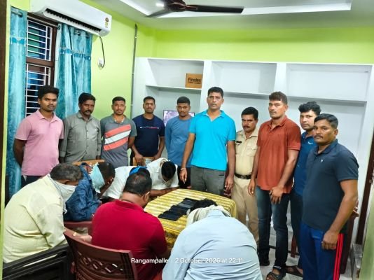 పేకాట ఆడుతున్న ఆరుగురు అరెస్ట్