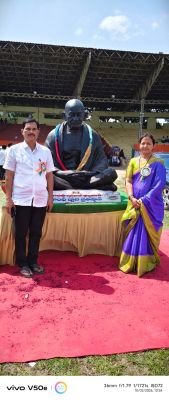ఉత్తమ సేవా అవార్డు అందుకున్న ఉపాధ్యాయుడు రజినీకాంత్