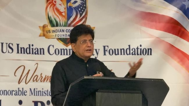 అమెరికాకు భారీ బహుళ రంగాల వ్యాపార బృందం