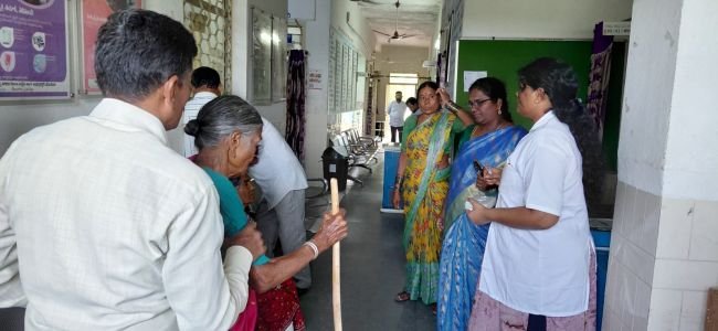 వైద్య సేవల్లో నిర్లక్ష్యం వద్దు: డిఎంహెచ్ఓ డాక్టర్ స్వర్ణకుమారి