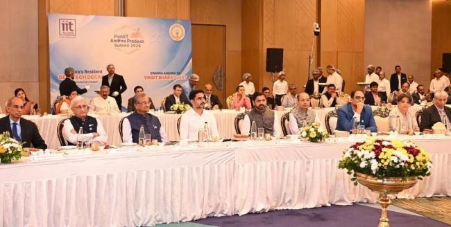 అభివృద్ధికి ఆ గోల్డెన్ డికేడ్..  ఏపీనే మోడల్!”