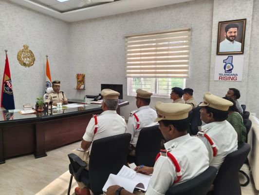 ట్రాఫిక్‌ ఉల్లంఘనలపై ఉక్కుపాదం
