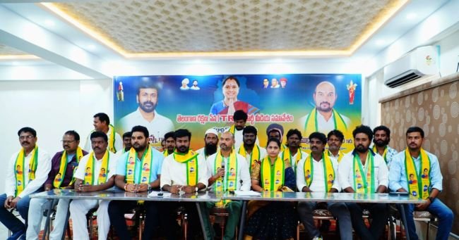 సామాజిక న్యాయం తెలంగాణ రక్షణ సేనతోనే సాధ్యం