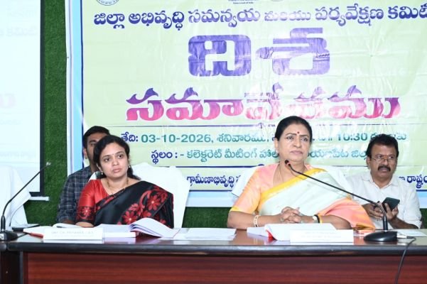 ప్రభుత్వ పథకాలను క్షేత్రస్థాయిలో సమర్థవంతంగా అమలు చేయాలి : దిశ సమావేశంలో ఎంపీ డీకే అరుణ