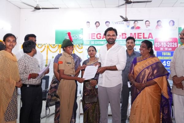 యువత నైపుణ్యాలను పెంపొందించుకోవాలి