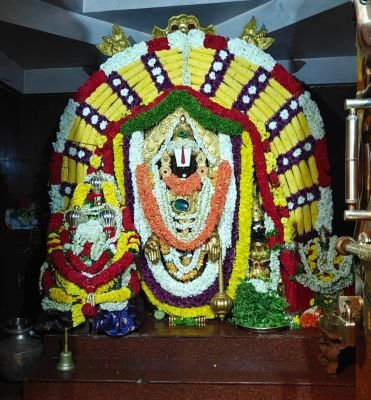 గోవింద నామ స్వర్ణతో మారుమోగిన వెంకటనారాయణ