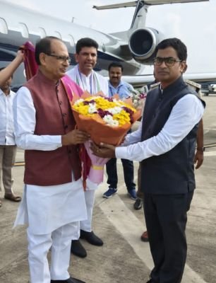 కేంద్ర మంత్రి శివరాజ్‌సింగ్‌ చౌహాన్‌కు ఘన స్వాగతం.