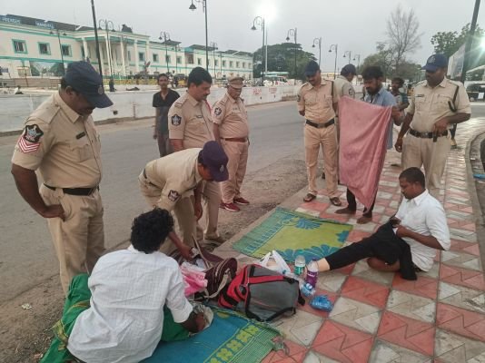 నంద్యాల మూడవ పట్టణ పోలీస్ స్టేషన్ పరిధిలోని కార్డన్ అండ్ సెర్చ్ ఆపరేషన్- సీఐ వేణుగోపాల్