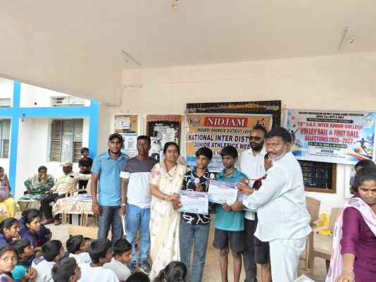 ​భువనగిరిలో జిల్లాస్థాయి నేషనల్ ఇంటర్ డిస్ట్రిక్ట్ జూనియర్ అథ్లెటిక్స్ మీట్