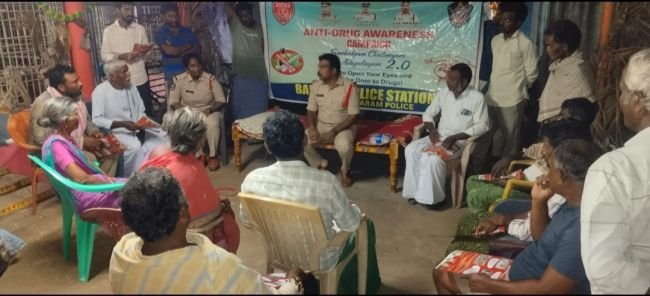 పూడివలసలో పోలీసుల పల్లెనిద్ర