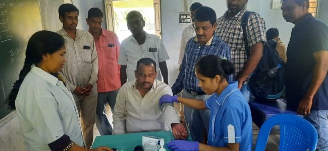 ఉచిత కంటి వైద్య శిబిరం అభినందనీయం సంకినేని రవీందర్ రావు