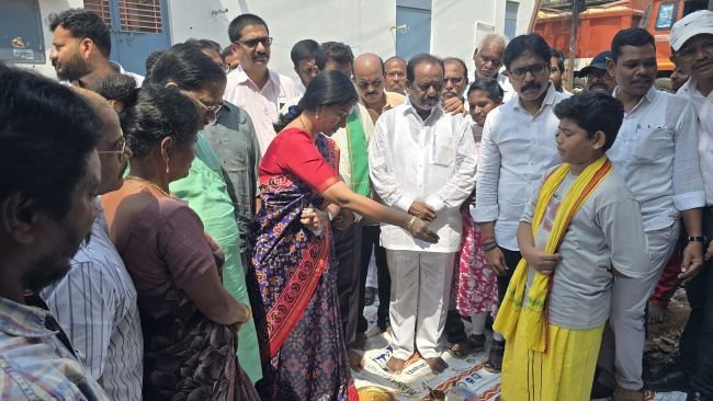 మౌళిక సదుపాయాల కల్పనకు అధిక ప్రాధాన్యత