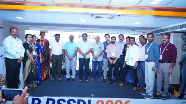 ఆరోగ్యవంతమైన సమాజంలో వైద్యులు భాగం కావాలి
